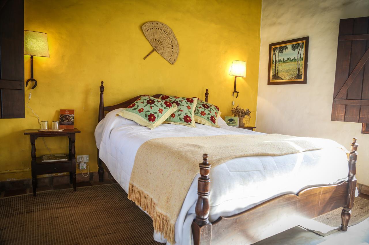Aguape Lodge Colonia Carlos Pellegrini  Buitenkant foto