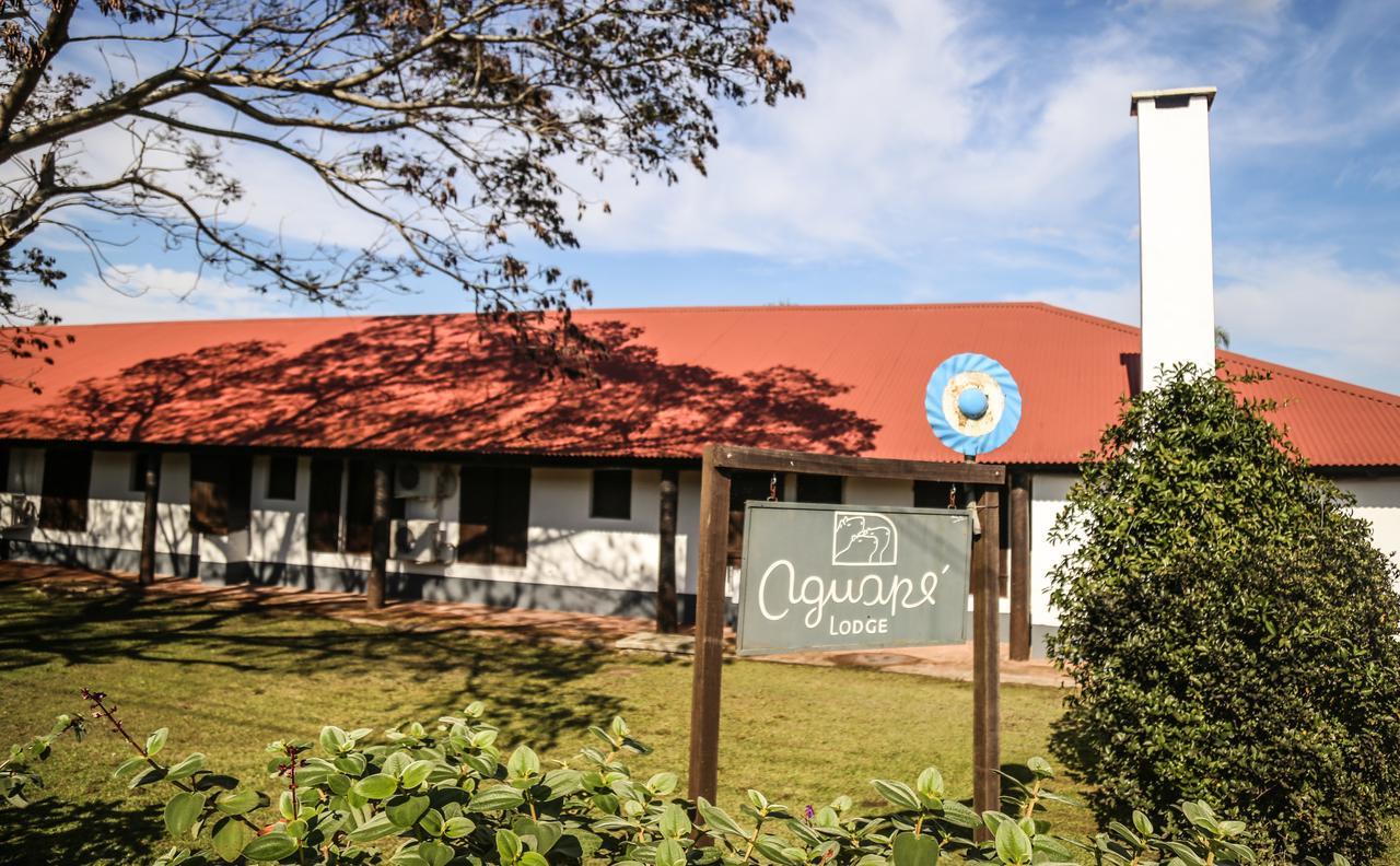 Aguape Lodge Colonia Carlos Pellegrini  Buitenkant foto